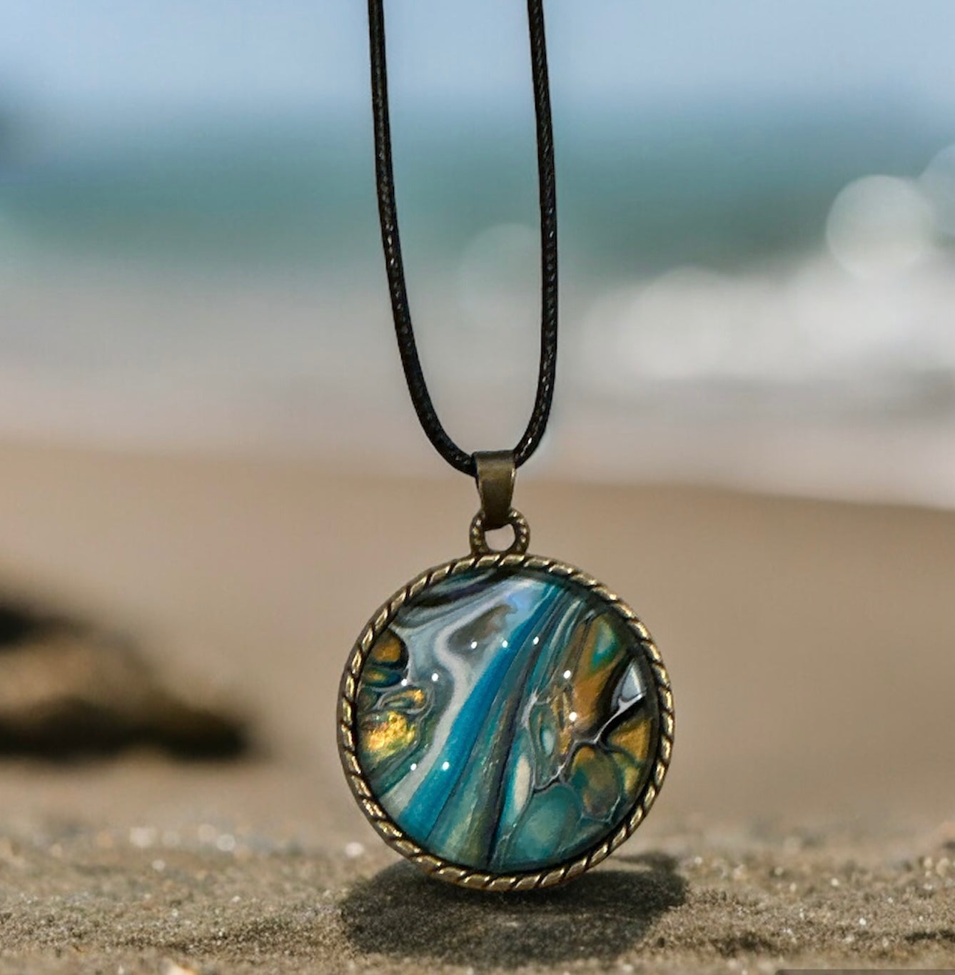 Original Abstract Art - Pendant 30mm - Necklace - Fluid Art - Wearable Art - Functional Art
