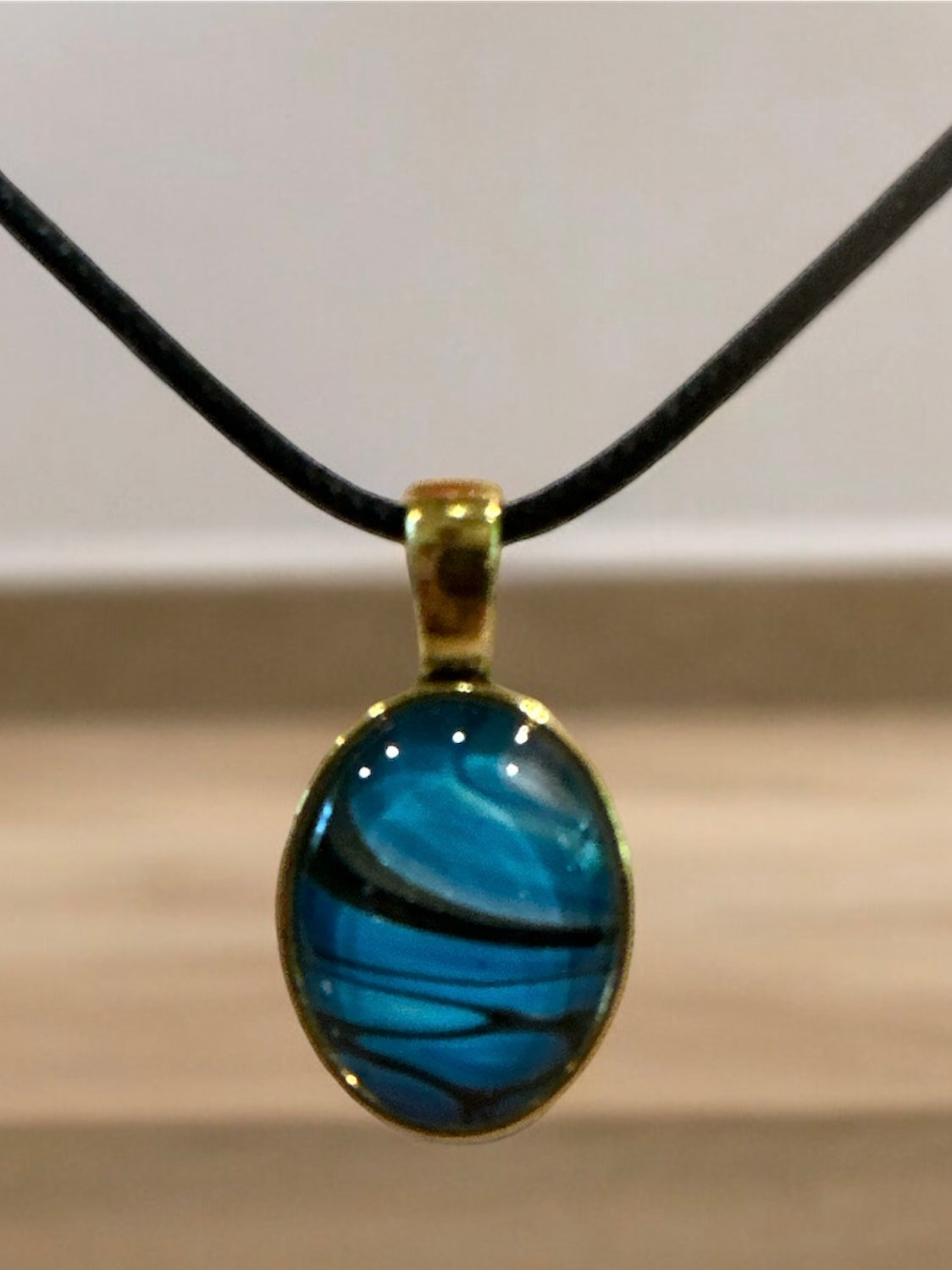 Original Abstract Art - Pendant Oval 20mm - Necklace - Fluid Art - Wearable Art - Functional Art