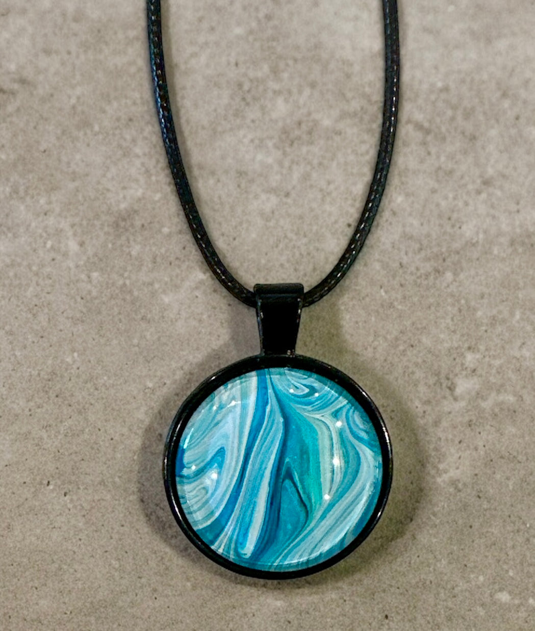 Original Abstract Art - Pendant 25mm - Necklace - Fluid Art - Wearable Art - Functional Art